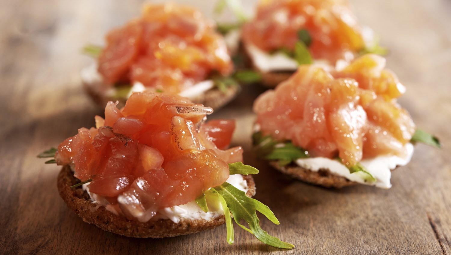 receta sana de tostadas de salmon