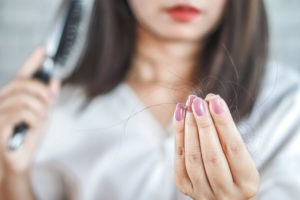 complemento nutricional contra la caída del cabello
